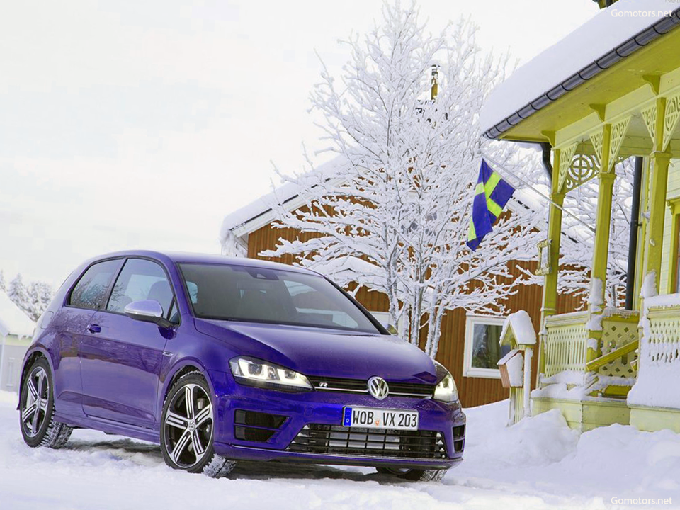 2014 Volkswagen Golf R 