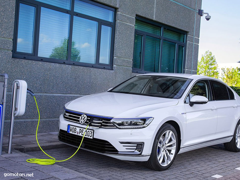 2015 Volkswagen Passat GTE