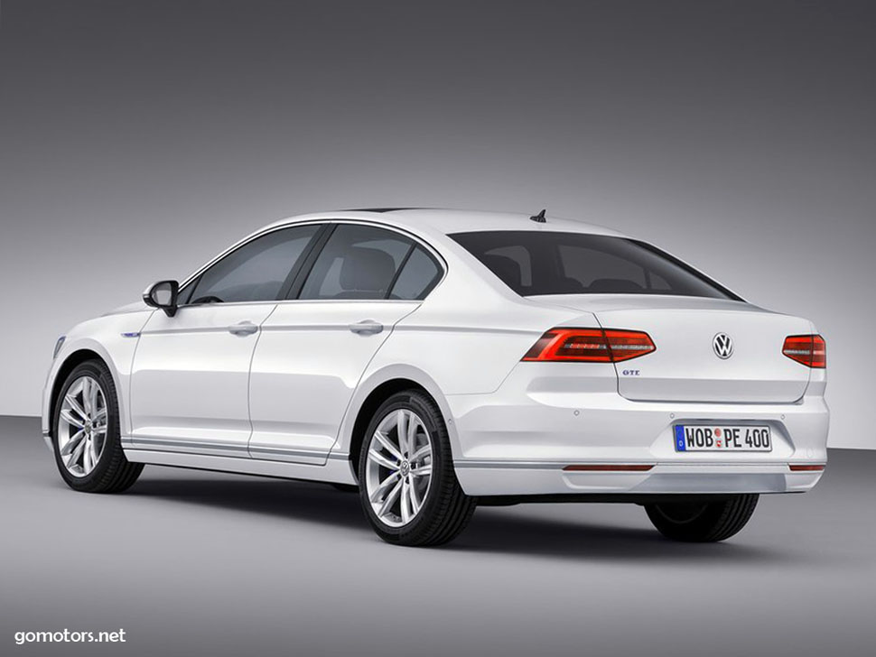 Volkswagen Passat GTE - 2015