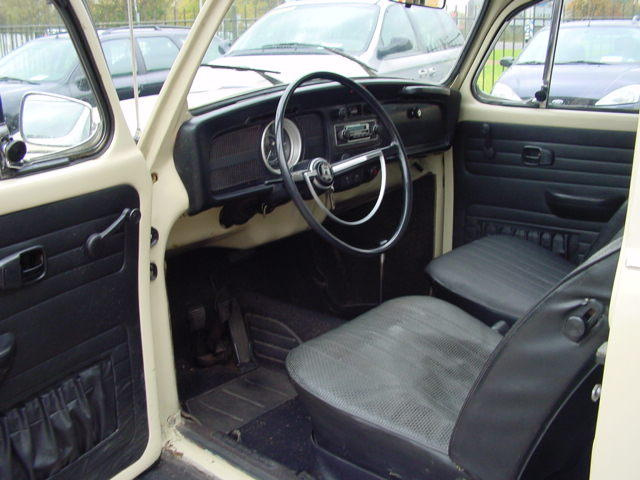 Volkswagen 1302 L