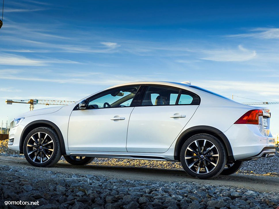 2016 Volvo S60 Cross Country