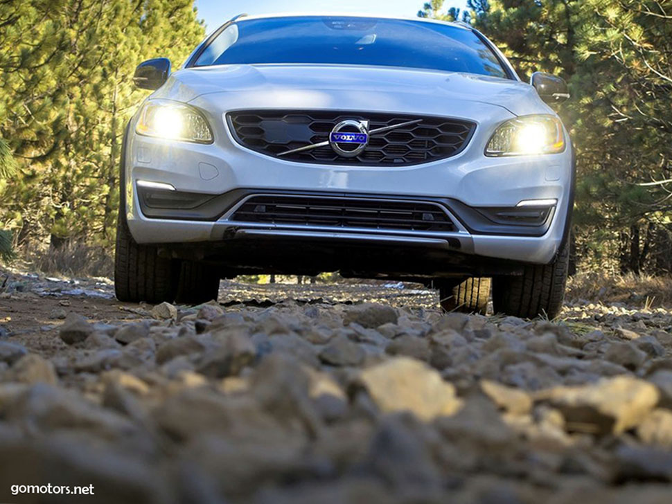 2016 Volvo V60 Cross Country 