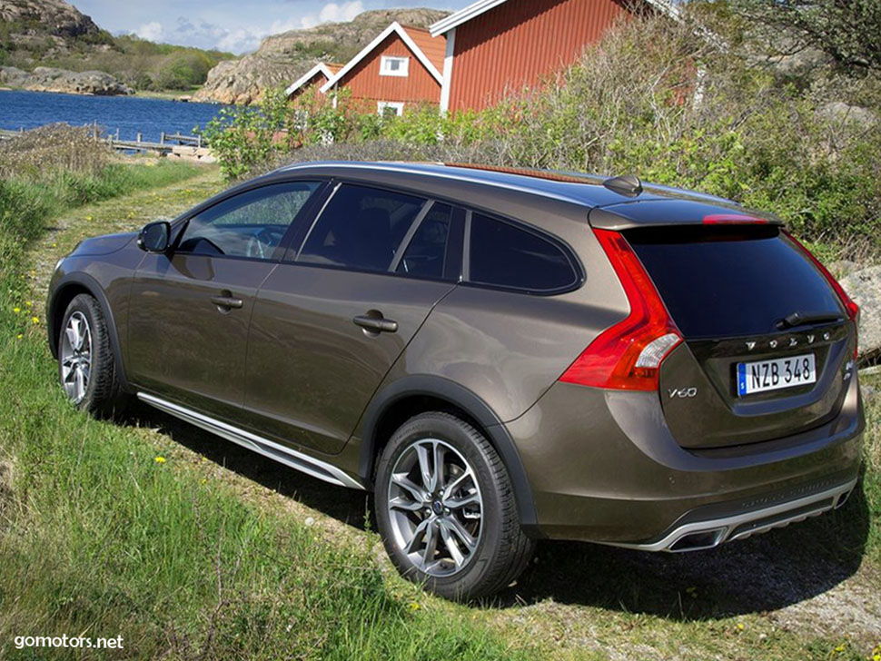 2016 Volvo V60 Cross Country 