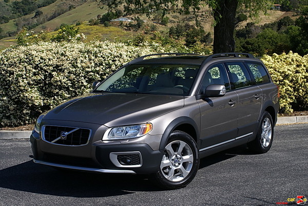 Volvo XC70 Cross Country Photos, Reviews, News, Specs